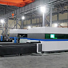 FL-L2040FEHR-1000-D220-IPG Лазерный станок для резки листового металла и труб со сменным столом и кабинетной защитой