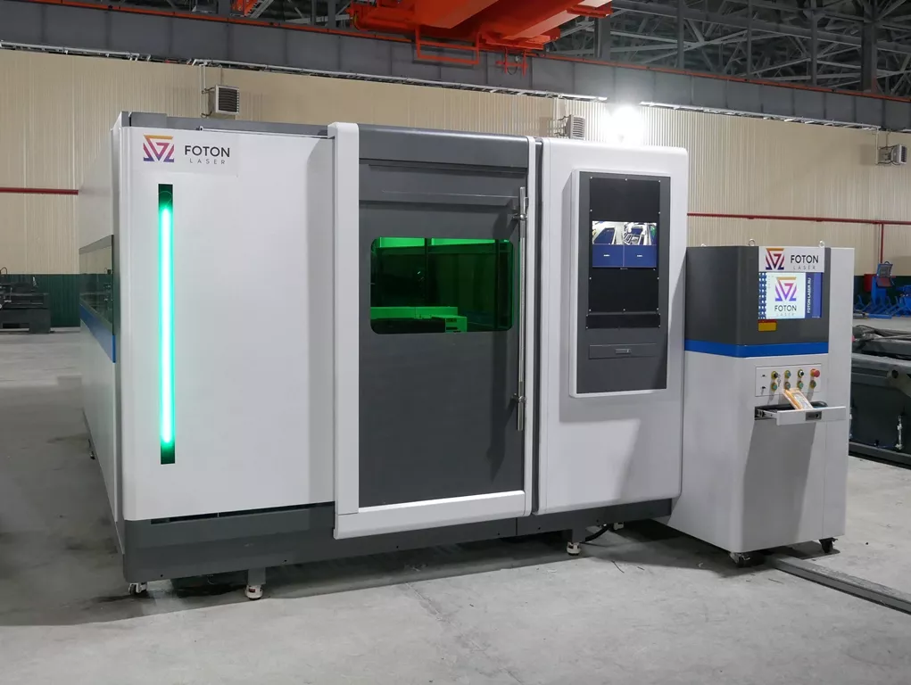 FL-L1560FHR-30000-D350-Raycus Закрытый лазерный станок для резки листового металла с труборезом