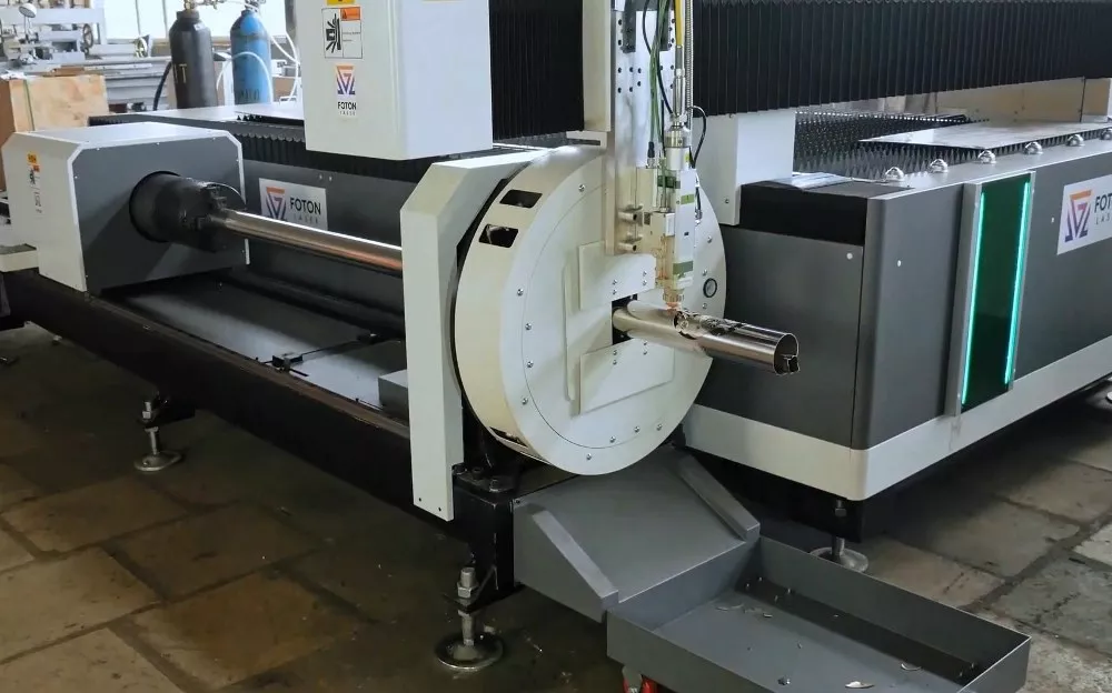 FL-L2060FR-10000-D220-IPG Лазерный станок для резки листового металла и труб